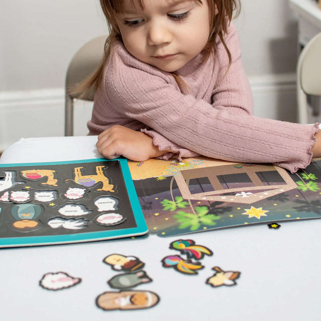 The Christmas Nativity - Magnetic Playscene Shining Light Dolls