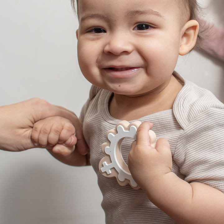 Mordedor de Caucho Natural León de San Marcos