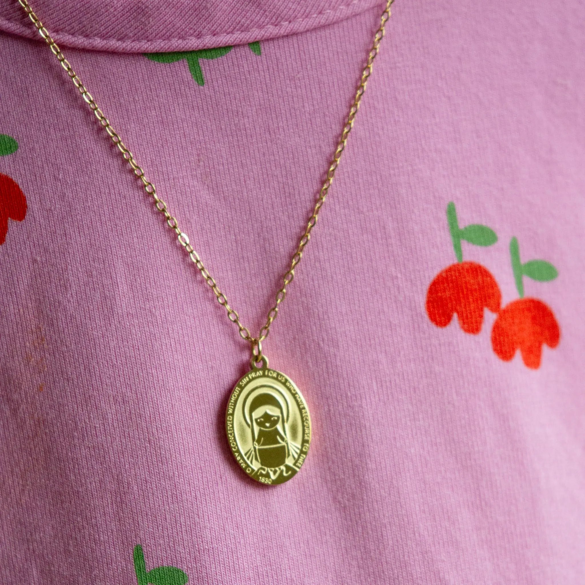 Miraculous Medal - 18K Gold over 316 Stainless Steel - Shining