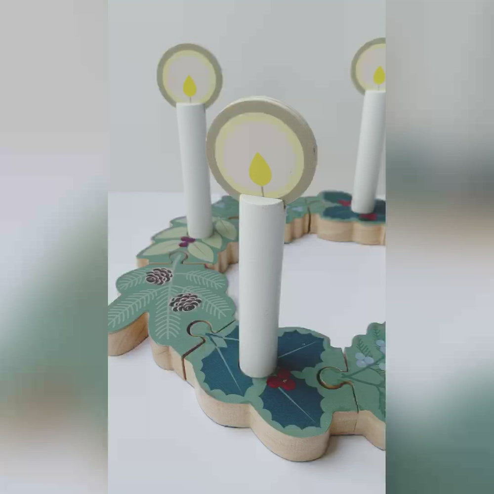 
                  
                    Load and play video in Gallery viewer, Double-sided Advent to Christmas Wooden Wreath Set
                  
                